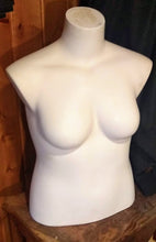 Load image into Gallery viewer, Mannequin Female Self Standing Torso Clothing Display Maniquin White